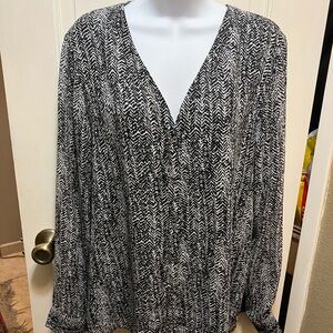 Calvin Klein Black and White Chevron Blouse size L